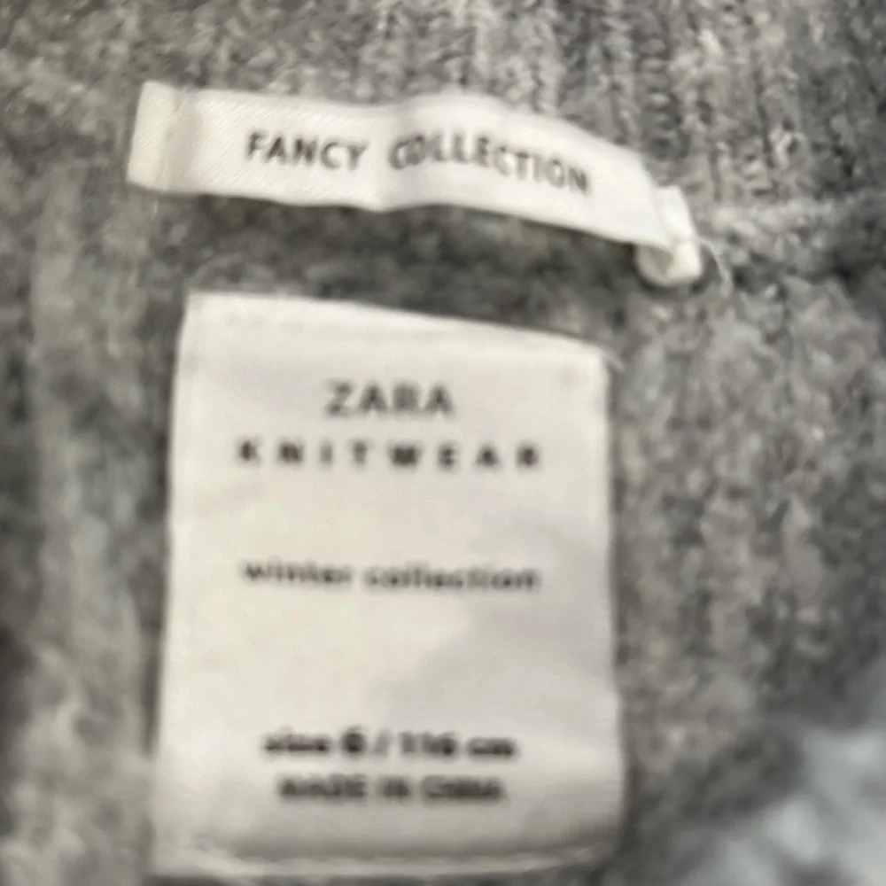 ZARA FANCY COLLECTION GRAY LACED UP SWEATER KIDS